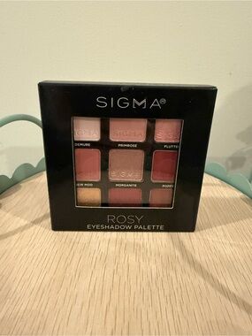 Sigma Rosy Eyeshadow Palette - New